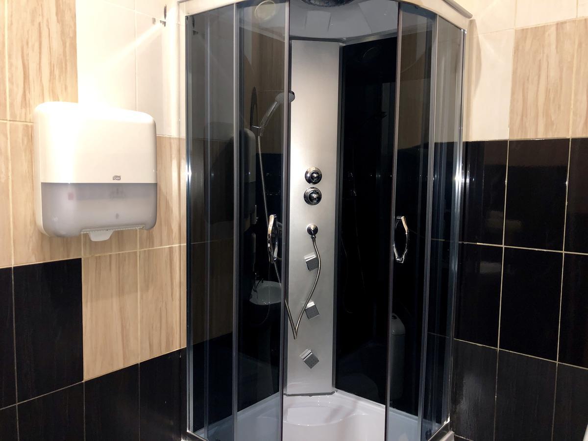 Hotel Miami Kharkiv Eksteriør bilde