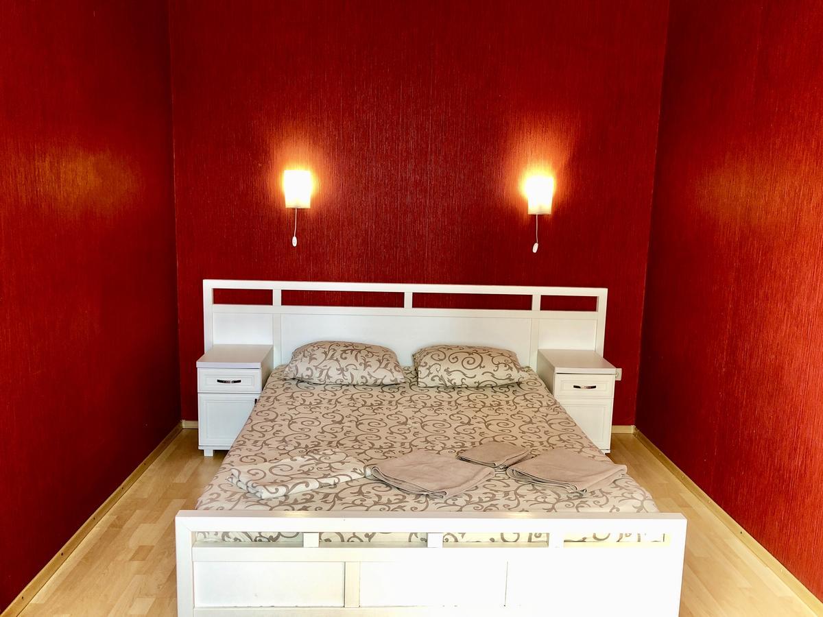 Hotel Miami Kharkiv Eksteriør bilde